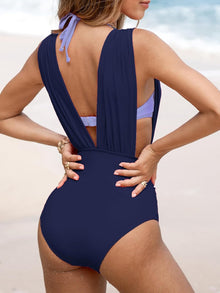 CUPSHE Women's Swimsuit Tummy Control Halterneck V Neck Push Up Swimsuit | Knot detail, bikini top, elegant three-piece set View 3